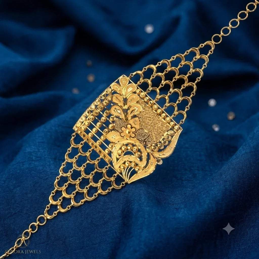 Royal Heritage Gold Filigree Pendant Necklace