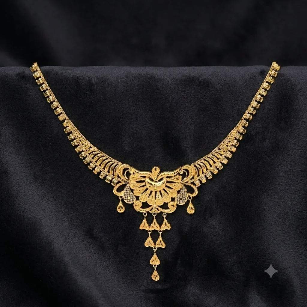 Regal Floral Heritage Necklace